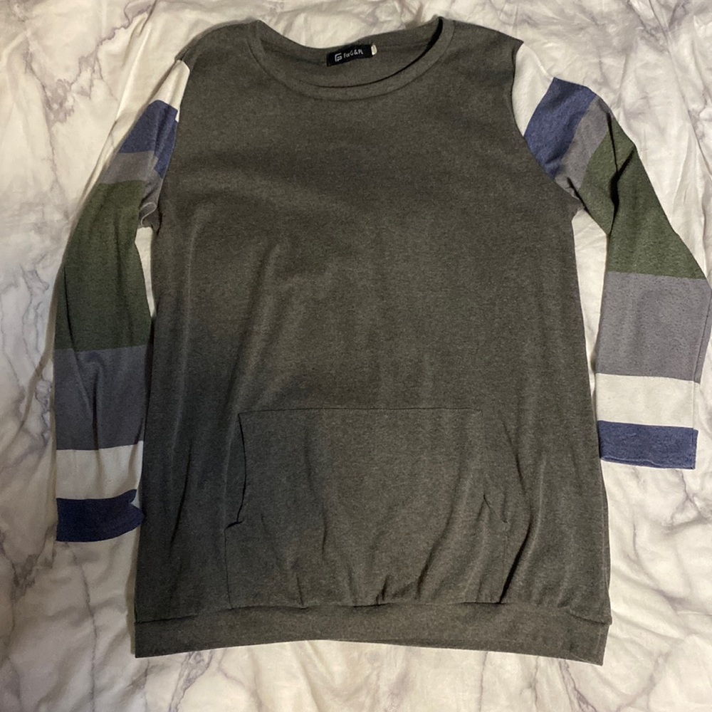 Deep Gray Long Sleeves